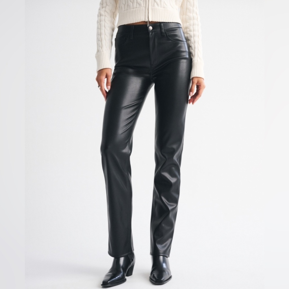 A&F 90s Straight Ultra High Rise Vegan Leather Pants